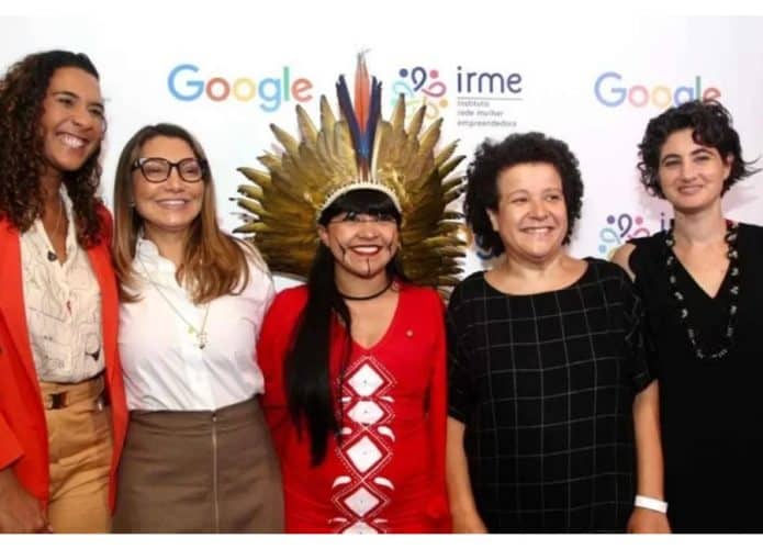 Evento de divulgação do projeto 'Ela Pode'