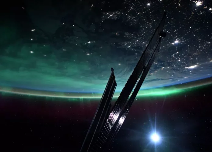Aurora vista da ISS (Credito: NASA/Josh Cassada)