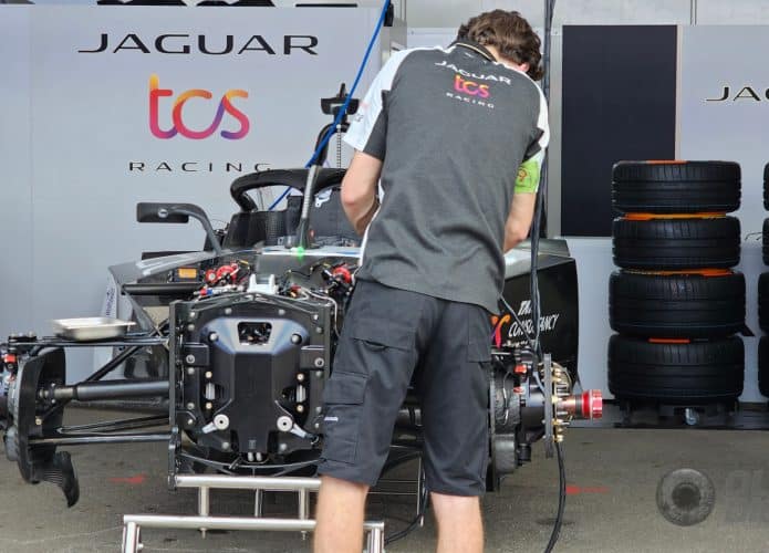 Carro da Jaguar para Fórmula E (Imagem: André Fogaça/Olhar Digital)