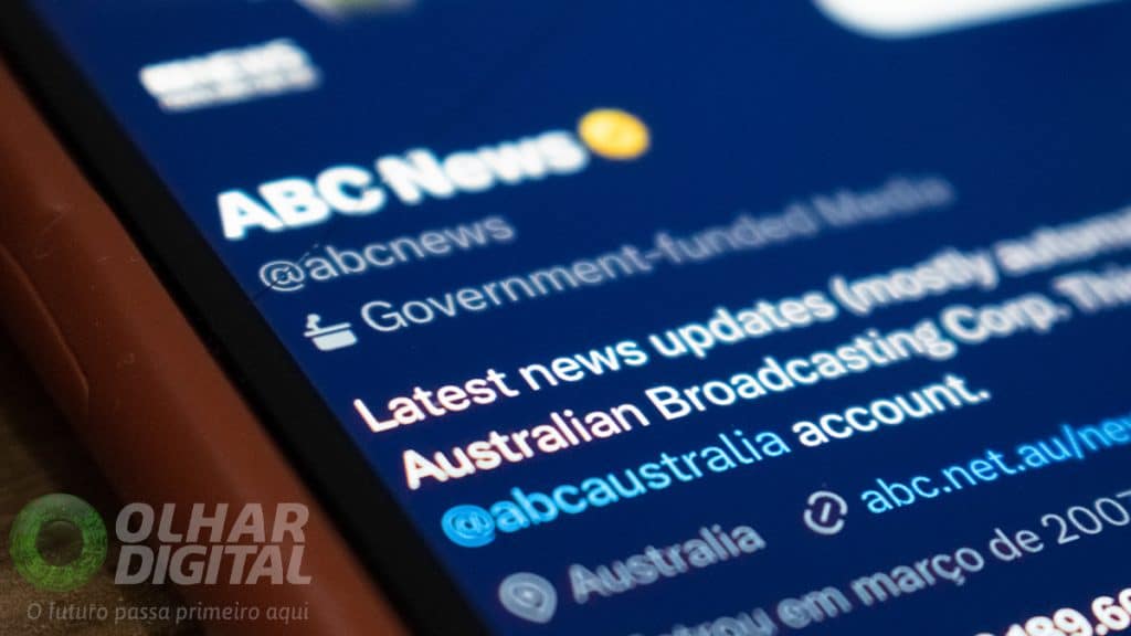 Selo de mídia financiada pelo governo em conta de emissora australiana no Twitter
