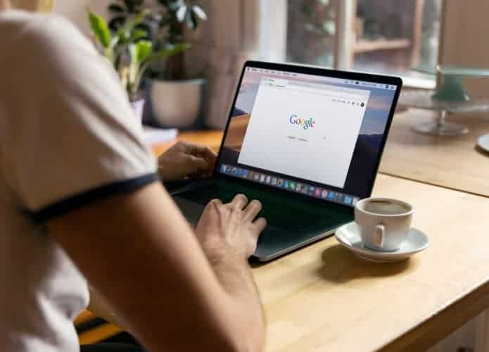Google. Foto: Firmbee/Unsplash