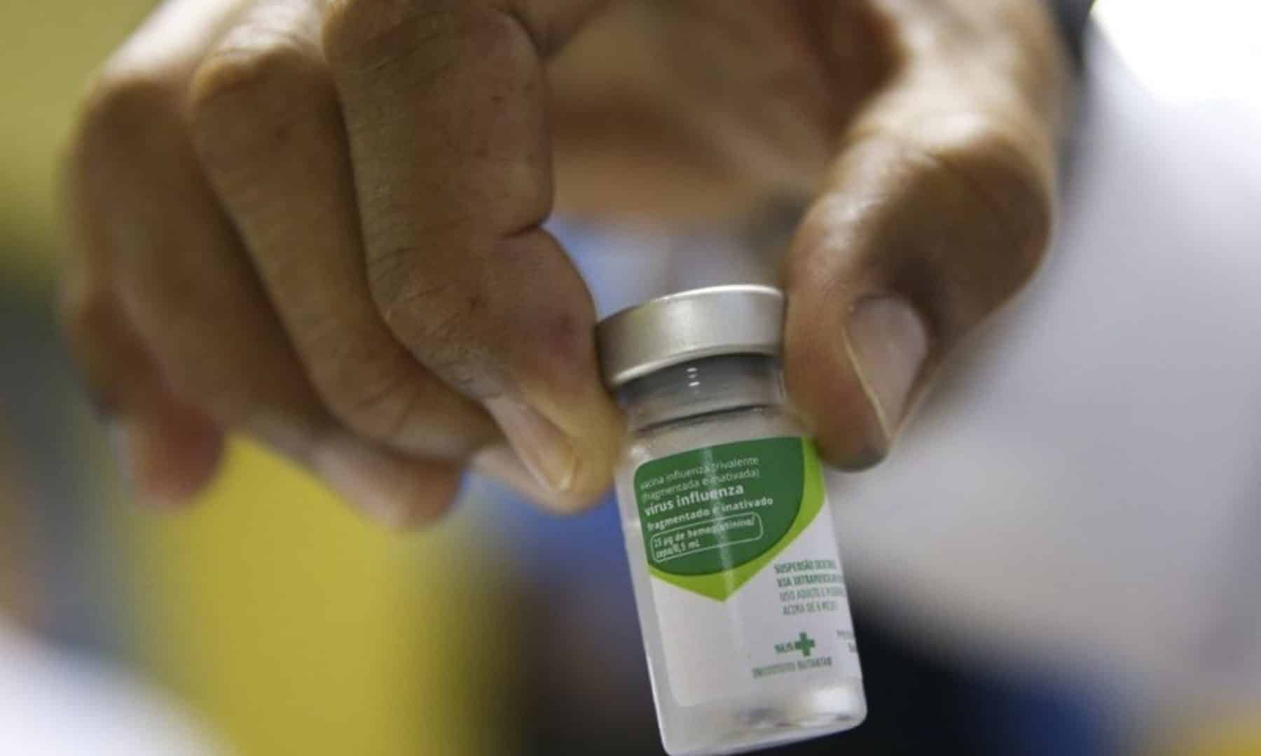 Campanha de vacinação contra a gripe influenza começou nesta segunda-feira