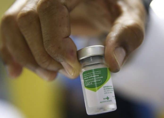 Campanha de vacinação contra a gripe influenza começou nesta segunda-feira