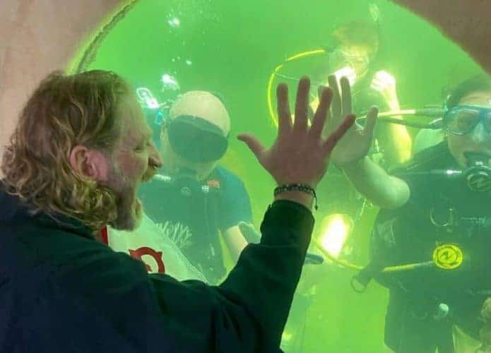 aquanauta-Joe-Dituri-Jules-Undersea-Lodge-695x500