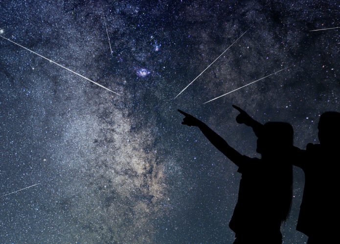 chuva-de-meteoros-observacao-695x500