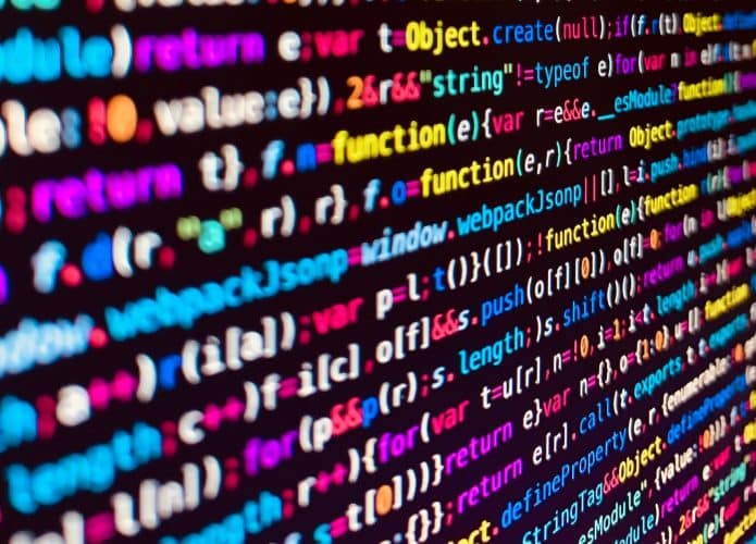 Código de programação. Foto: Ali Shah Lakhani/Unsplash