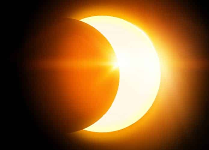 eclipse-solar-2-695x500