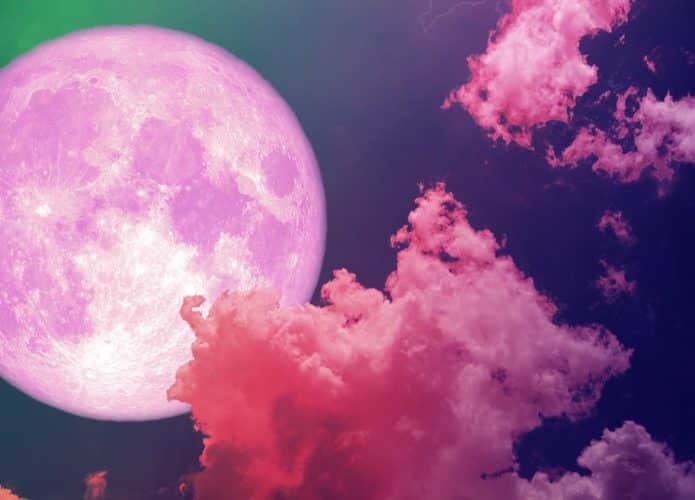 lua-rosa-695x500