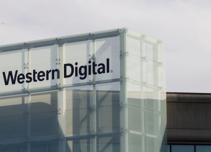 A Western Digital Corporation é uma fabricante de discos rígidos e também atua no ramo de armazenamento de dados