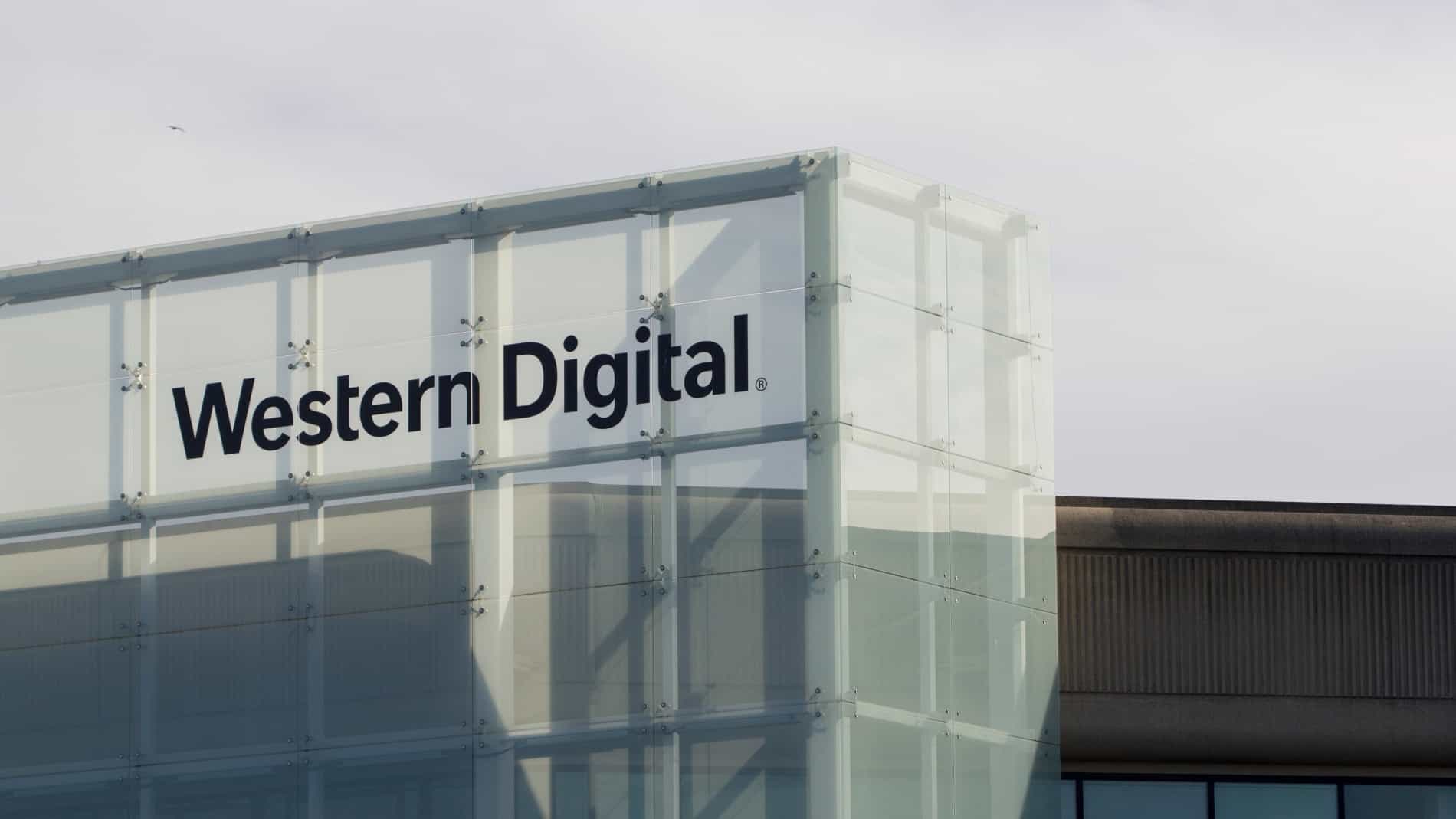 A Western Digital Corporation é uma fabricante de discos rígidos e também atua no ramo de armazenamento de dados