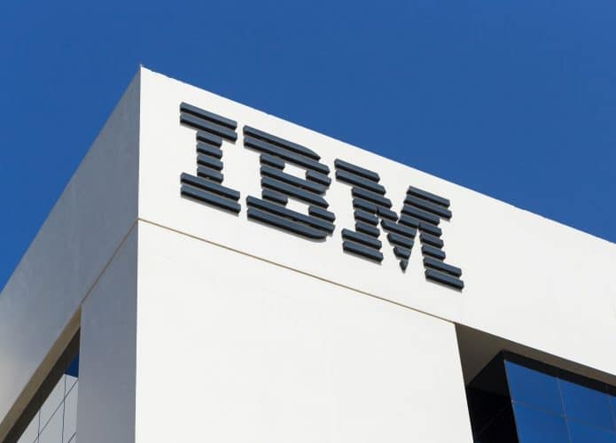 A IBM é uma empresa multinacional americana de tecnologia