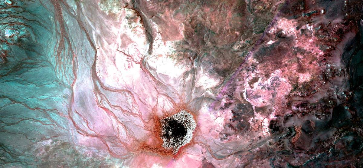 Satélite de radar revela 19 mil vulcões submarinos desconhecidos