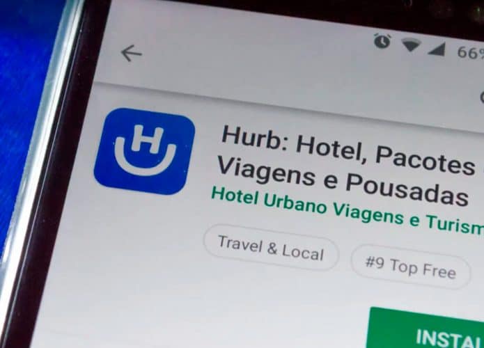 Página do aplicativo Hurb na Play Store aberta em celular Android
