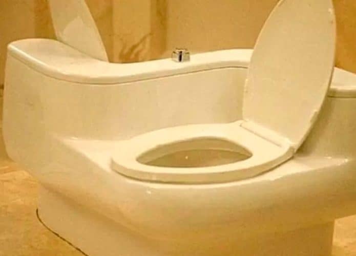 Modelo de privada para casais