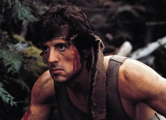 Rambo-e-quem-atirou-a-primeira-pedra-695x500.webp
