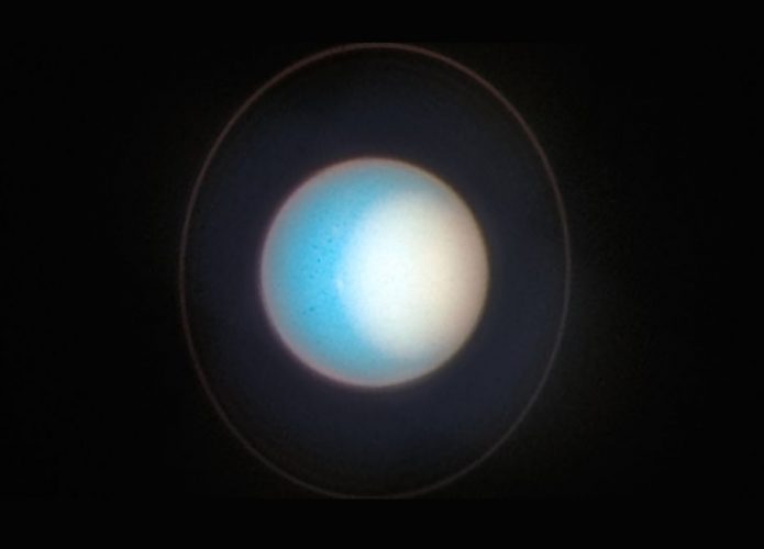 ciclone-polar-de-urano-695x500