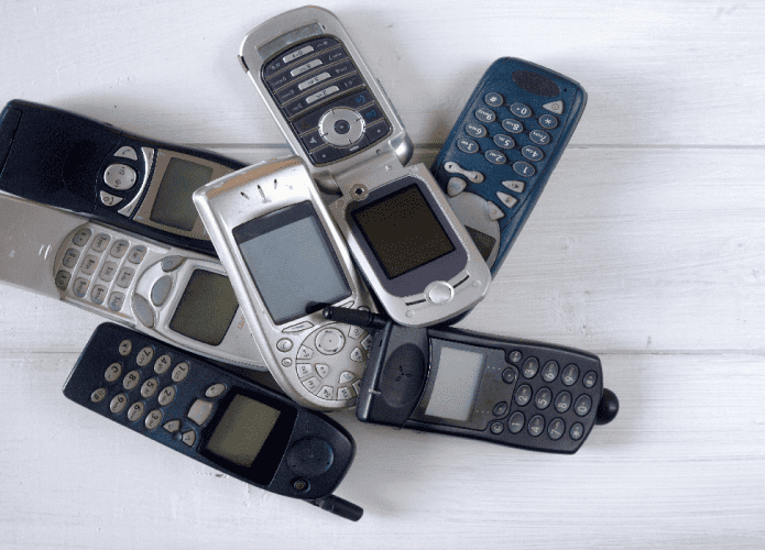 flip-phone-2-695x500.png