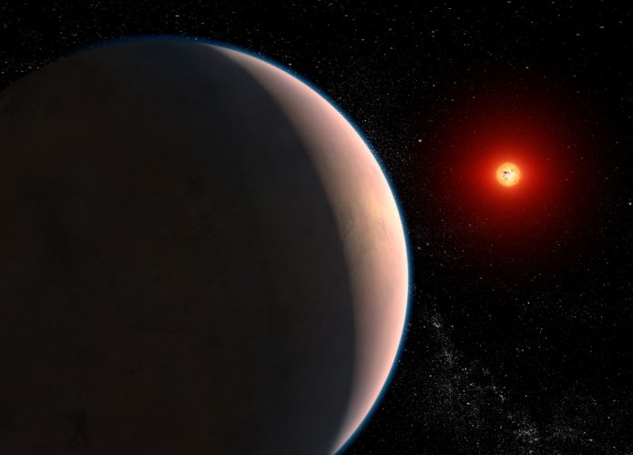Ilustração representa o exoplaneta rochoso GJ 486 b, no qual cientistas acreditam poder ter vapor d'água