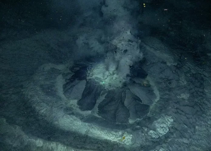 Vulcão subaquático Borealis Mud na Noruega