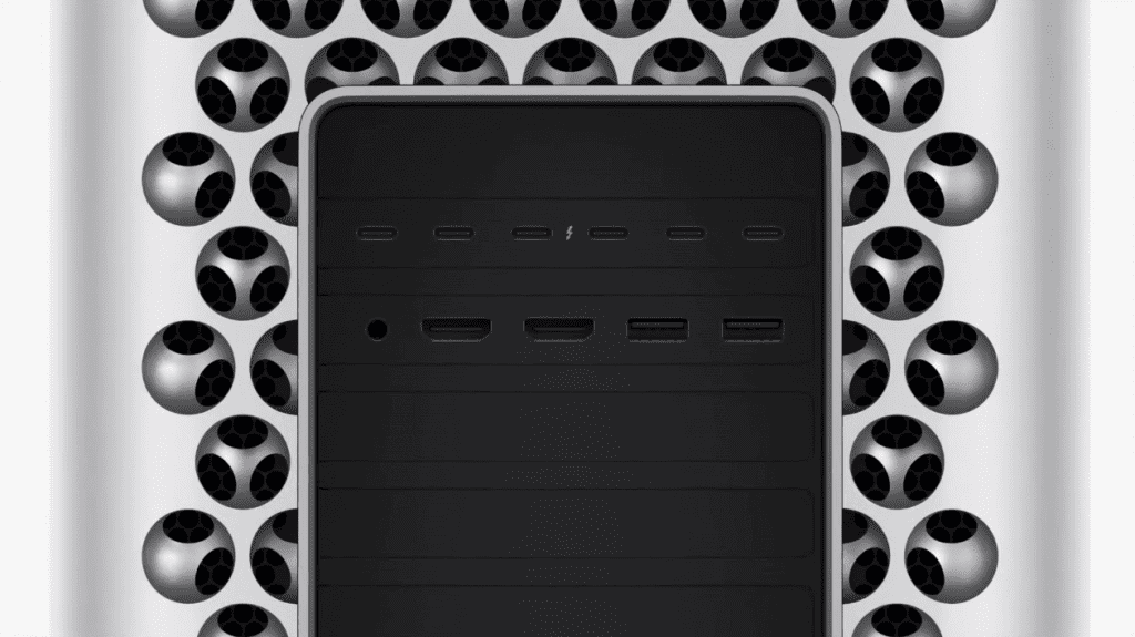 Mac Pro com chip M2 Ultra tem até oito Thunderbolt 4 (Imagem: divulgação/Apple)