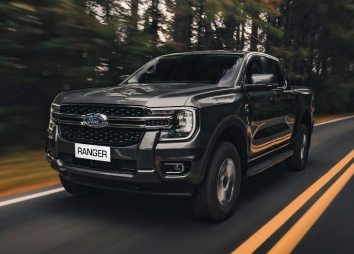 Nova Ford Ranger na rodovia