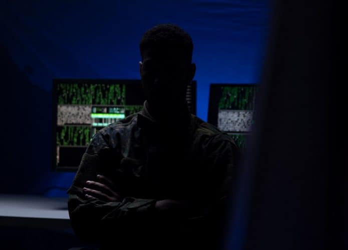 Hack-695x500