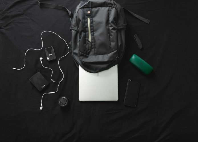 Mochila para notebook. Foto: Fernando Hernandez/Unsplash