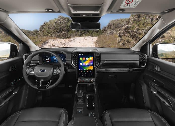 Ford Ranger terá duas telas de 12
