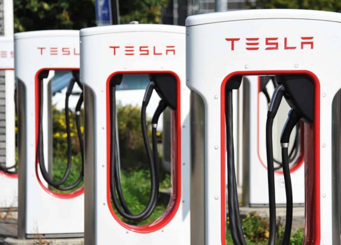 Estação de carregamento Tesla Supercharger