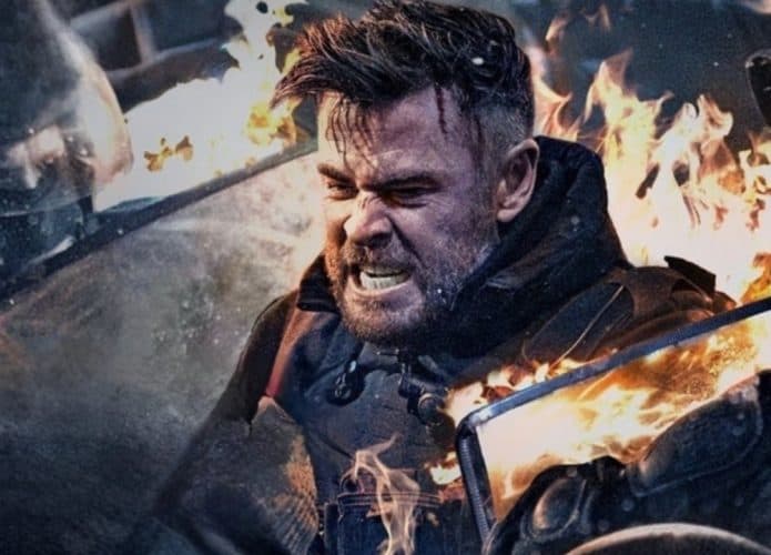 extraction-2-chris-hemsworth-695x500