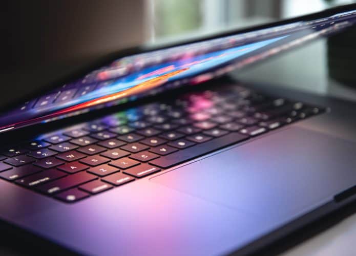 notebook semi aberto