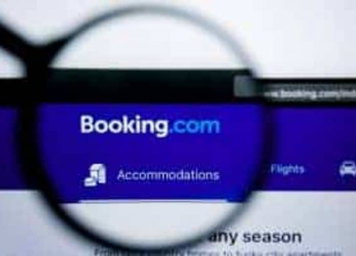Booking.com-1-695x500