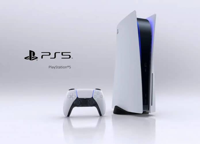 Console de PS5 com controle do lado