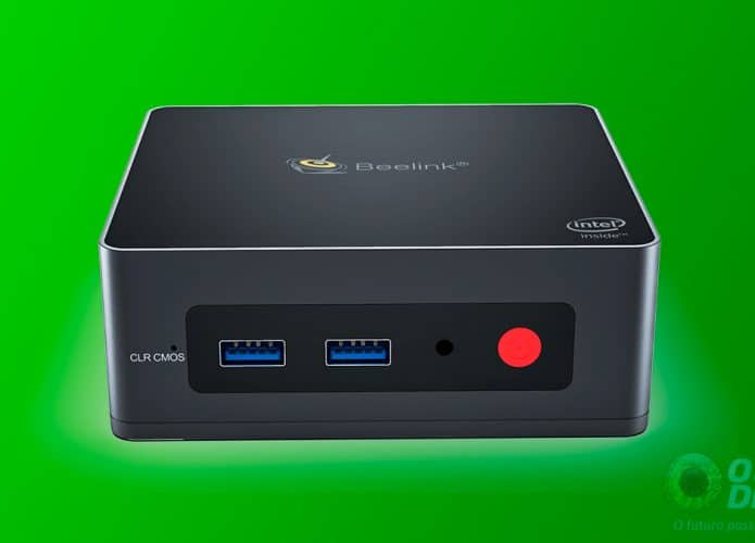 Montagem com um dos mini PCs em oferta na Amazon e na Kabum