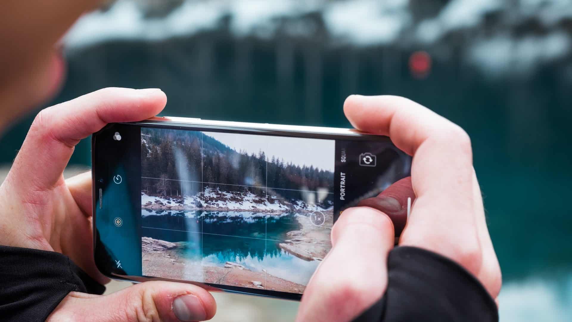 Foto no iPhone. Foto: Patrick Robert Doyle/Unsplash