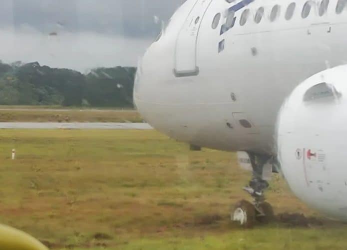 Avião derrapa em Florianópolis