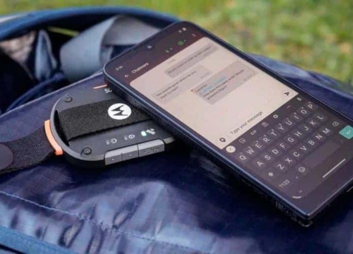 Motorola Defy Satellite