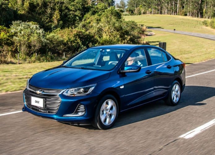 Chevrolet Onix Plus