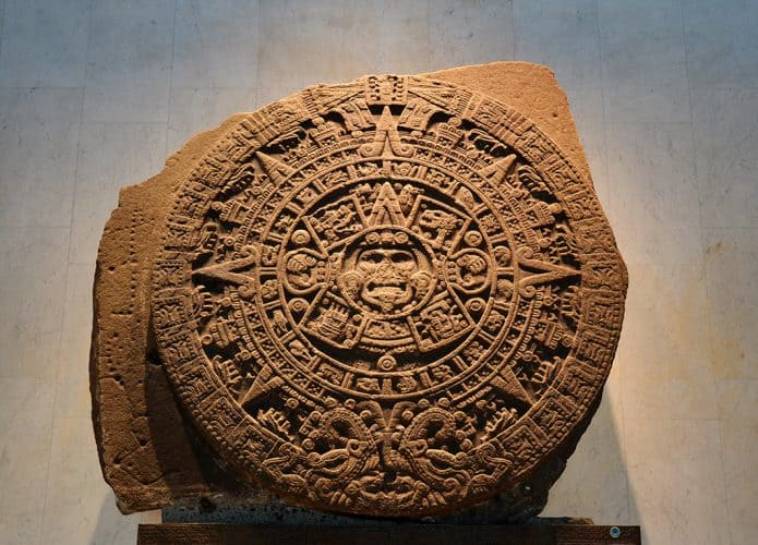 pedra-do-sol-asteca-695x500