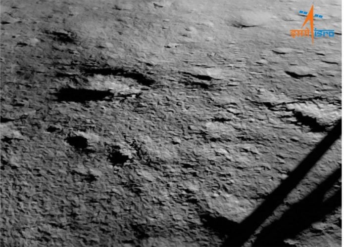 Chandrayaan-3-foto-lua-695x500