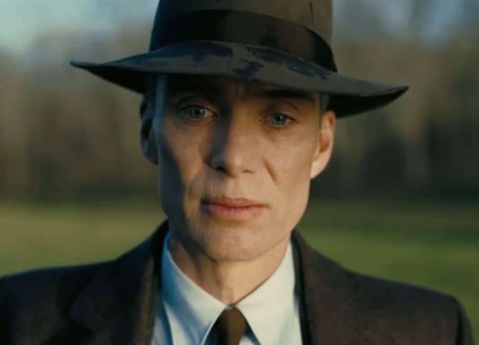 Cena com J. Robert Oppenheimer em filme homônimo, dirigido por Christopher Nolan