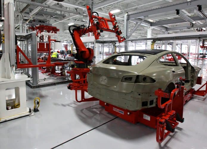 Linha de produção de carros elétricos da Tesla