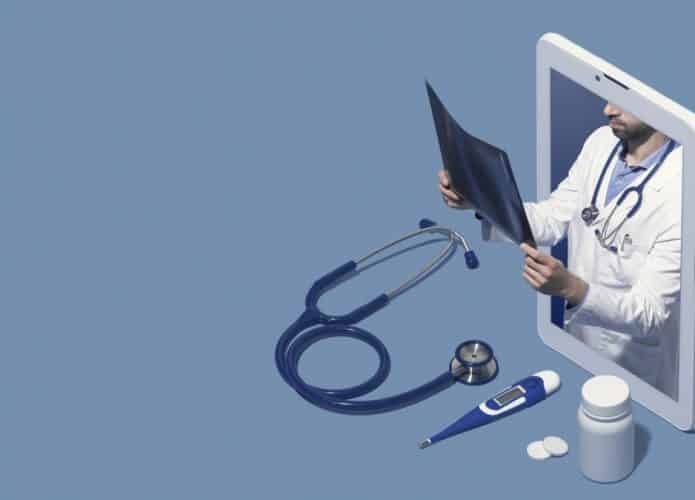 Ipad com arte com médico saindo de dentro