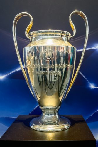 Taça da UEFA Champions League.