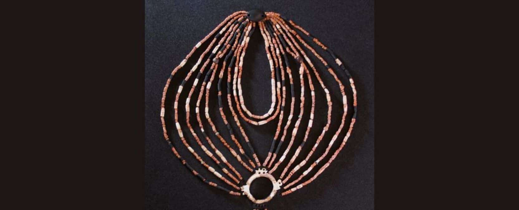 Colar de miçangas