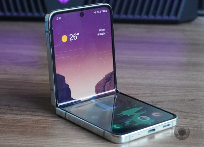 Galaxy Z Flip 5 (Imagem: André Fogaça/Olhar Digital)