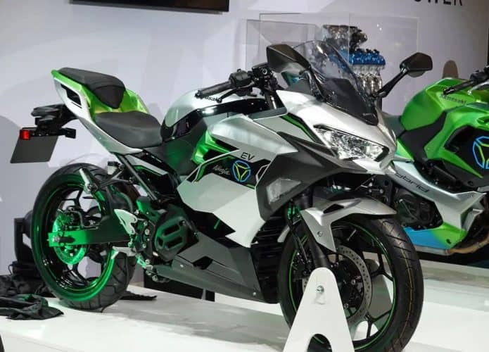kawasaki-ninja-electric-motorcycle-5-695x500