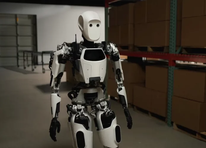 robo-apollo-apptronik-3-695x500.webp