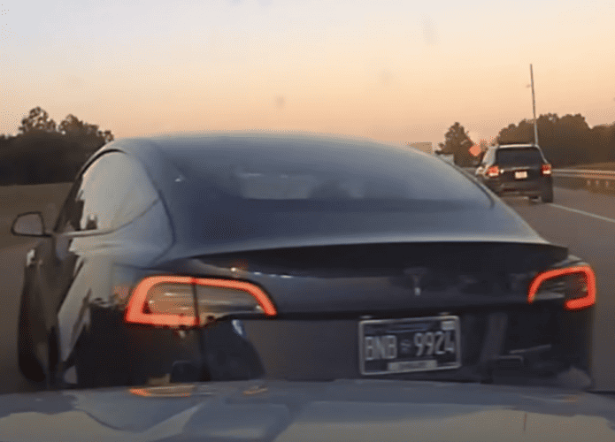 Um Tesla Model Y alugado se envolveu em uma perigosa perseguição em alta velocidade nos EUA