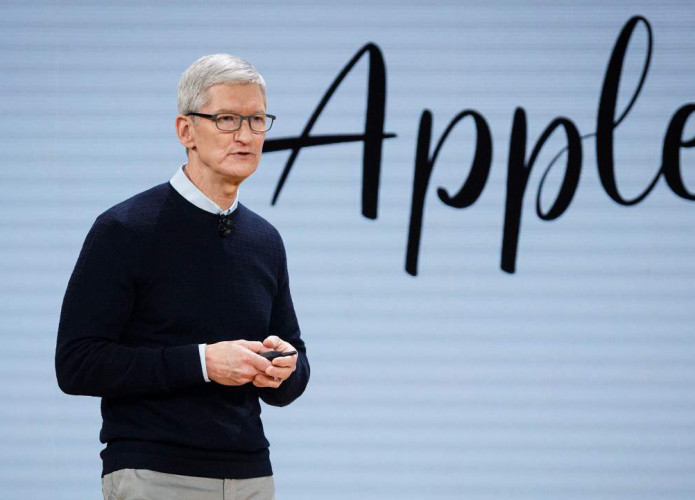 apple tim cook ia